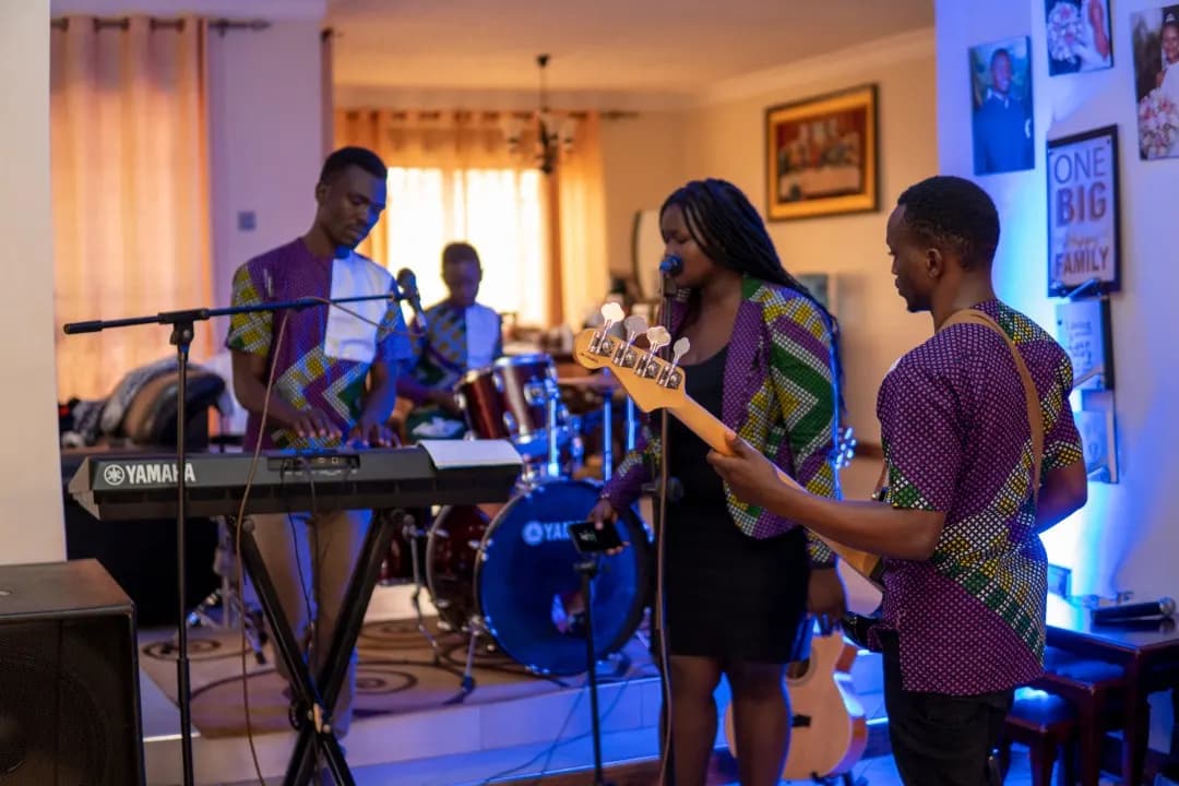Worship Moments at the House of Prayer